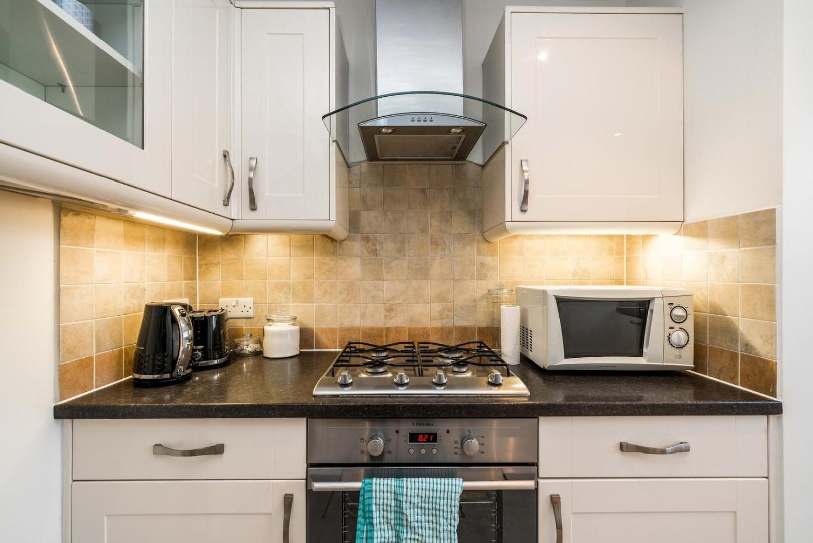 New 2Bd Flat Heart Of Battersea - Close To Station Londres Extérieur photo