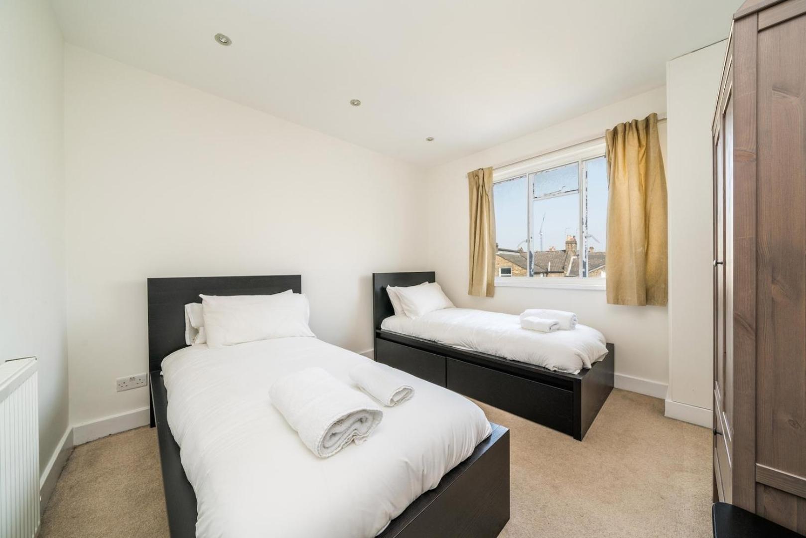 New 2Bd Flat Heart Of Battersea - Close To Station Londres Extérieur photo